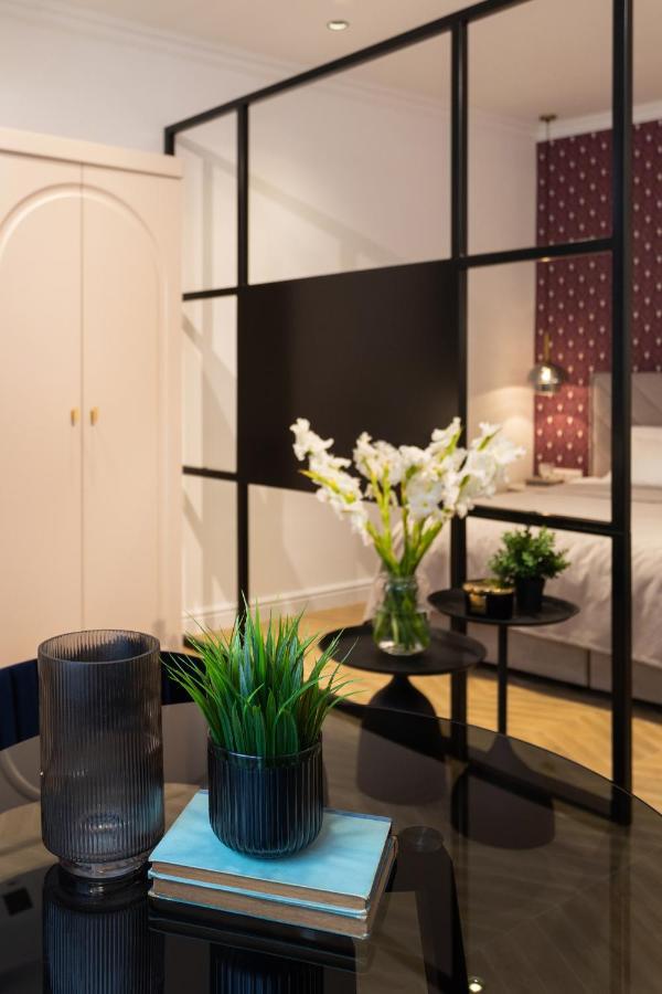 Appartement Pierrot & Pierrette Mesnicka à Zagreb Extérieur photo