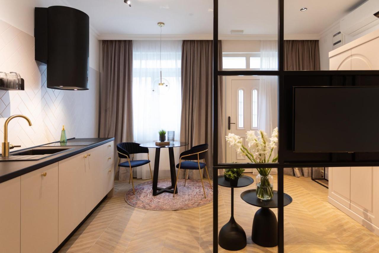 Appartement Pierrot & Pierrette Mesnicka à Zagreb Extérieur photo